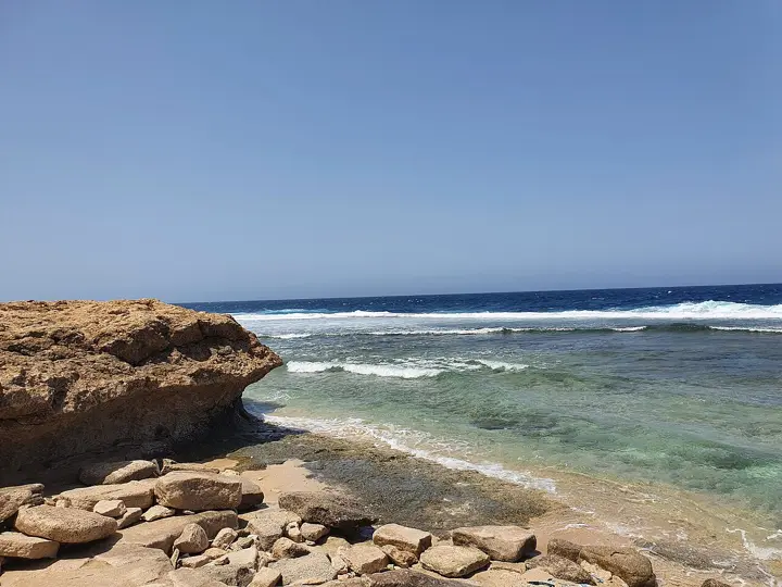 Umluj (surnommée « les Maldives saoudiennes »)