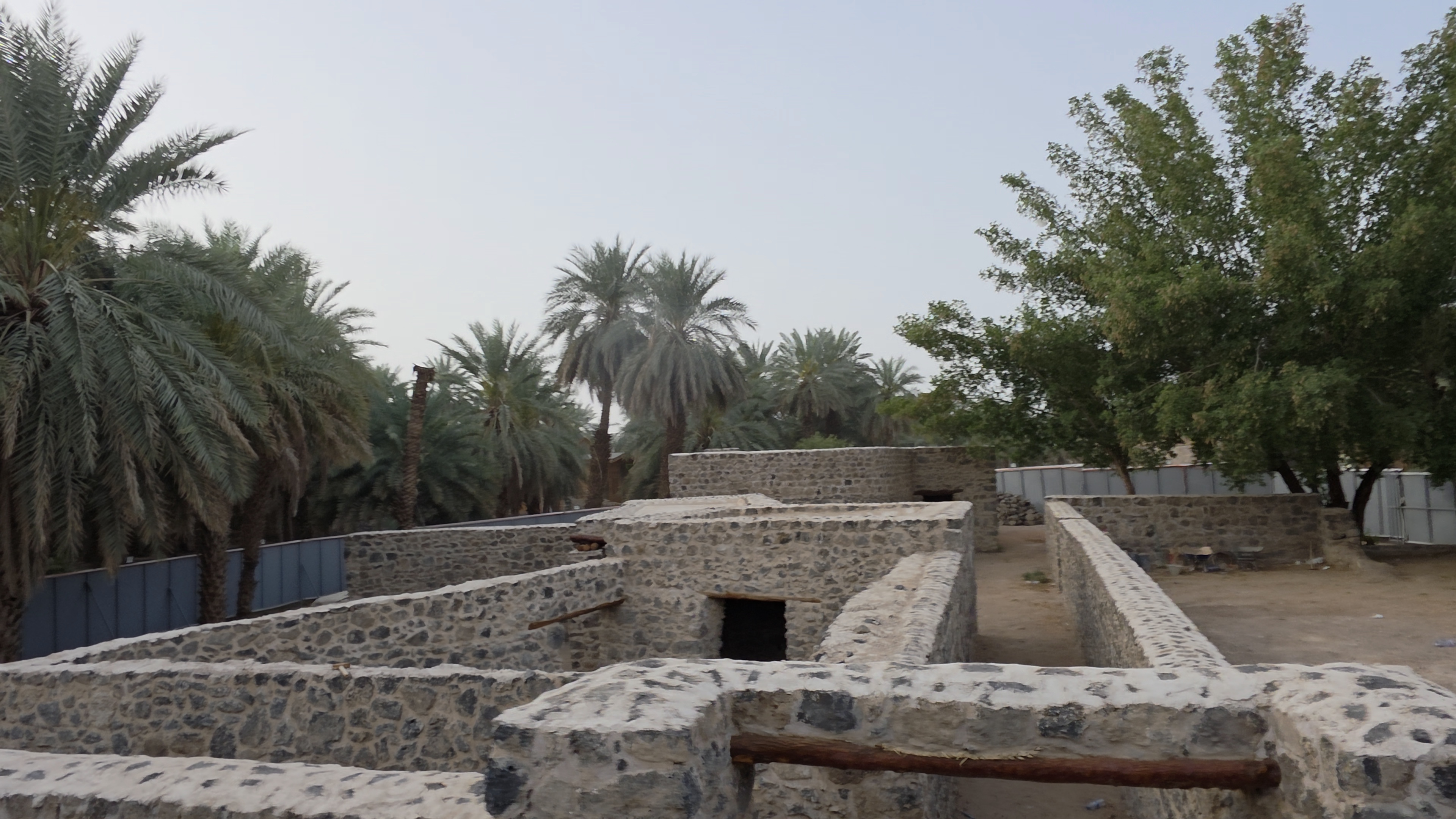 Ancien puits historique (route Quba-Jumu'ah) — Médine · Visite Arabie